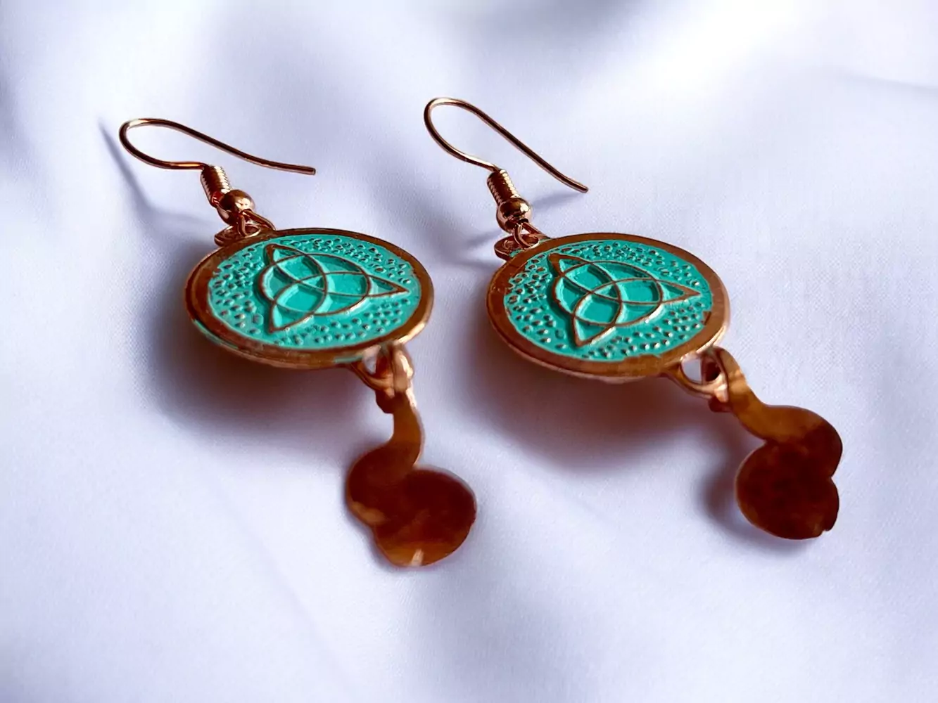Aros de cobre triqueta