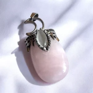 Colgante Luna Mística con Cuarzo Rosa