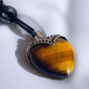 Colgante de Corazón con Ojo de Tigre 2