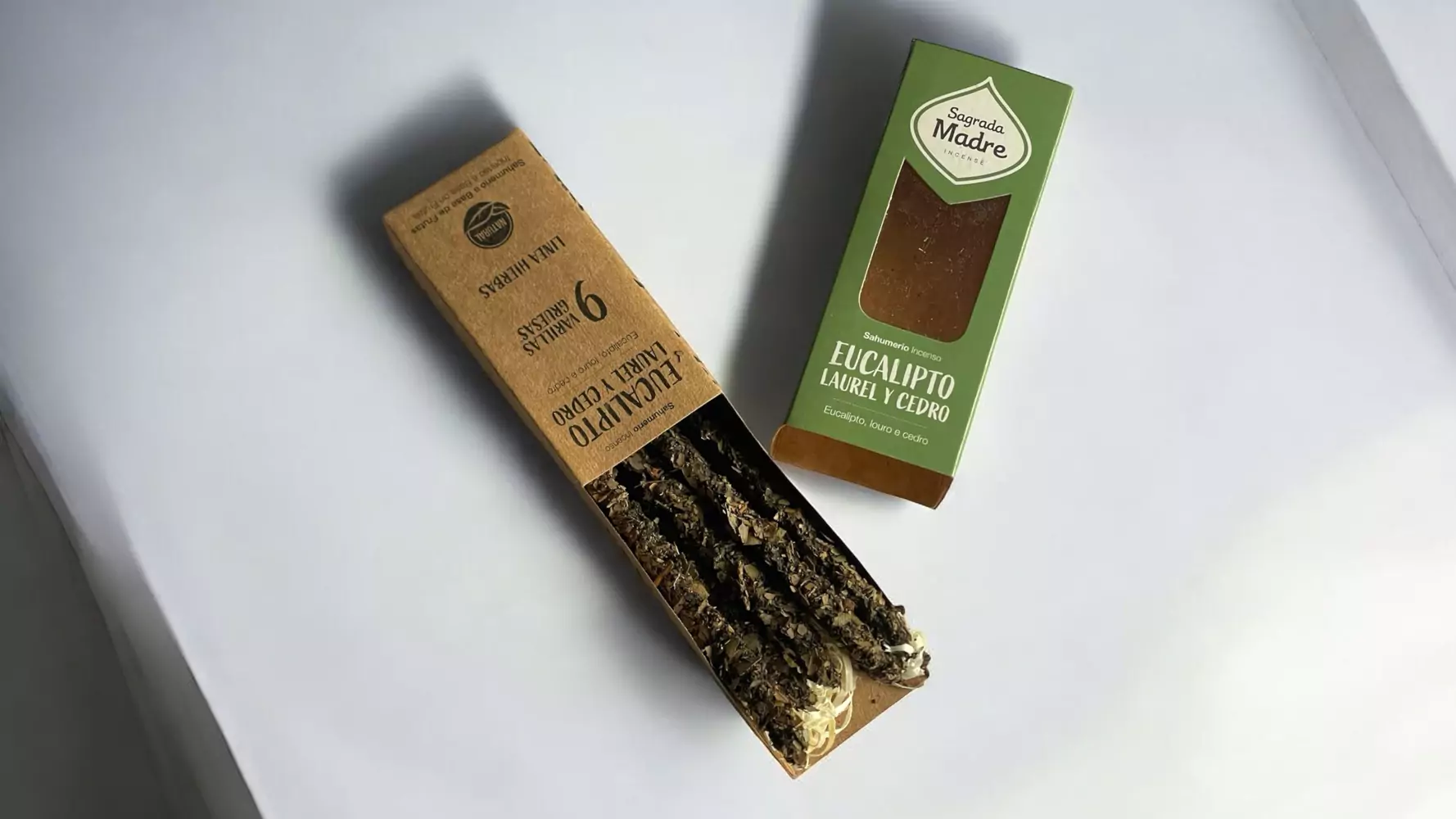 Incienso Natural Sagrada Madre de Eucalipto, Laurel y Cedro Sanación y Protección 3
